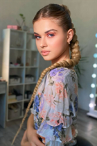 Belle femme ukrainienne célibataire kateryna de kiev avec Chatain clairs cheveux, âge 19 photo-9