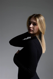 Pretty ukrainian girl angelica from uzhhorod with Blonde hair age 24