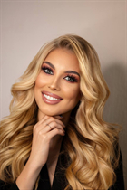 Dating ukrainian girl anastasia from london with Light Brown hair age 23 photo-3