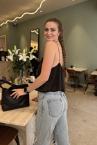 bath bride yullia with Light Brown hair age 34 photo-10