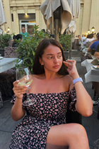 Beautiful single ukrainian woman karyna from kiev with Black hair age 24 photo-5