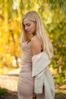 Ukrainian single woman anna from kharkov with Blonde hair age 37