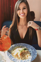 Beautiful woman of ukrainian natalia from odessa with Dark Brown hair age 36 photo-2