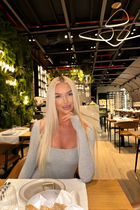 Ukrainian girl roxy from lviv with Blonde hair age 25 photo-3