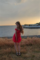 Dating a ukrainian girl kristina from odesa with Blonde hair age 19 photo-3