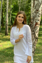 Belle femme ukrainienne tatiana de marganets avec Chatain clairs cheveux, âge 26 photo-4