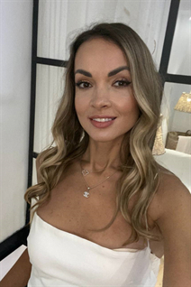 Beautiful Ukrainian bride oksana from kyiv with Light Brown hair age 40