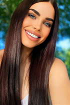 Pretty ukrainian lady maria from kharkov with Dark Brown hair age 22 photo-5