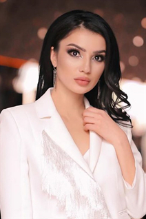 Hot Ukrainian woman nodira from kiev with Light Brown hair age 35