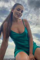 A belarusian bride karyna from minsk with Black hair age 32 photo-25