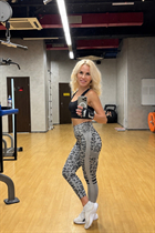 Wife from Ukraine nataliia from kyiv with Blonde hair age 43 photo-7