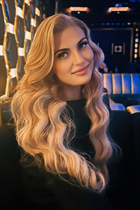 Mariée tchèque anna de prague avec Blond cheveux 34 ans photo-9