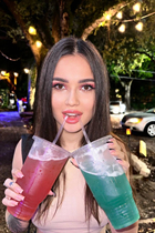 Mariée de miami alexeia avec Chatain clairs cheveux, âge 26 photo-1