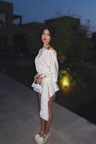 Ukrainian wife yuliia from kyiv with Black hair age 31 photo-3