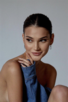 Beautiful ukrainian bride ellina from kiev with Dark Brown hair age 23 photo-13