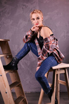 Ukrainian wife anna from dnepr with Blonde hair age 35 photo-31