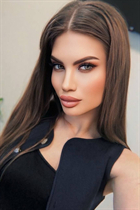 Dating a romanian woman maria-teodora from bucharest with Dark Brown hair 23 years old photo-4