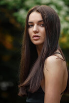 Ukrainian single woman diana from ivano-frankovsk with Dark Brown hair age 26 photo-3