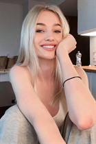 Date ukrainienne zina de kiev avec Blond cheveux, âge 24 photo-1