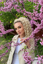 Ukrainian woman online vikky from kiev with Blonde hair age 36 photo-48