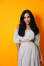 Beautiful german girl svetlana from stuttgart with Dark Brown hair 35 years old photo-2