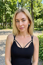 Bride from valencia marianna with Blonde hair age 45 photo-9