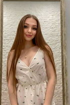 Belle femme tchèque yana de sokolov avec Chatain clairs cheveux 27 ans photo-42