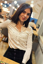 Beautiful wife from Ukraine oksana from zaporizhzhia with Dark Brown hair age 33 photo-6
