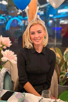 Mariée de vienna tatiana avec Blond cheveux, âge 48 photo-6