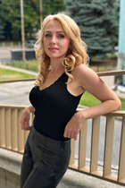 Date ukrainian tatiana from dnepr with Blonde hair age 51 photo-9
