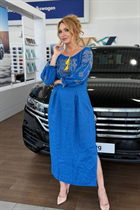 paris bride ruslana with Blonde hair age 43 photo-36