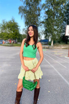 Pretty girl valeria from miami with Dark Brown hair age 39 photo-8