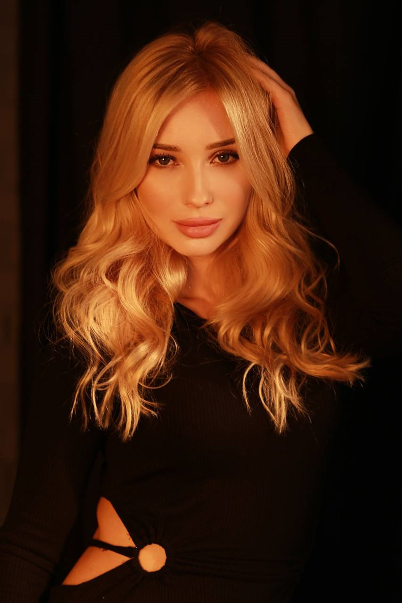 Gorgeous Elena 31 Yo From Kiev With Blonde Hair Id 469727 Ladadate