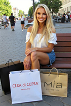 Bride from naples mia with Blonde hair age 42 photo-10