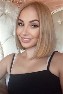 Belle fille allemande ivanna de frankfurt avec Blond cheveux 33 ans