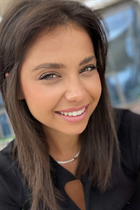 Beautiful woman of ukrainian alina from kiev with Dark Brown hair age 32 photo-1