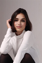 Femme célibataire ukrainienne kateryna de kiev avec Brunette cheveux, âge 27 photo-3