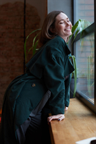 Ukrainian pretty girl irina from kiev with Light Brown hair age 39 photo-5