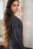 Pretty girl nicole from almaty with Dark Brown hair age 28 photo-2