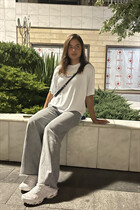 Beauté ukrainienne marry de odessa avec Noirs cheveux, âge 24 photo-1