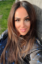 Girl from portsmouth olena with Light Brown hair age 44 photo-3