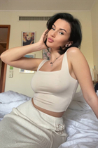 Ukrainian single woman valeria from mariupol with Black hair age 31 photo-24