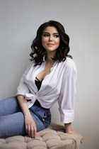 Hermosa novia ucraniana alina de poltava con pelo Marrón oscuro y edad 29 photo-6