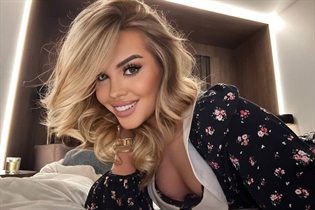 Belles femme ukrainienne darina de kiev aux cheveux Chatain clairs, age 24 photo-7