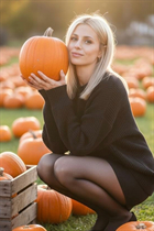 Ukrainian mail order bride olga from krivoy rog with Blonde hair age 34 photo-6