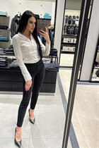 Ukrainian beauty julia from kiev with Black hair age 31 photo-5