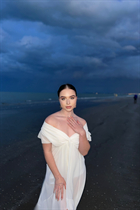 Novia ucraniana anna de khmelnitsky con pelo Negro y edad 22 photo-7