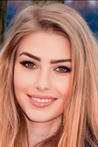 chicago bride irina with Light Brown hair age 31 photo-2