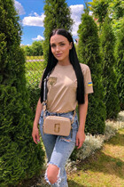 Ukrainian girl daria from kiev with Dark Brown hair age 31 photo-1