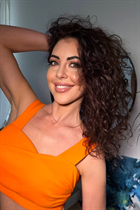 Dating a ukrainian woman larisa from kiev with Dark Brown hair age 43 photo-14